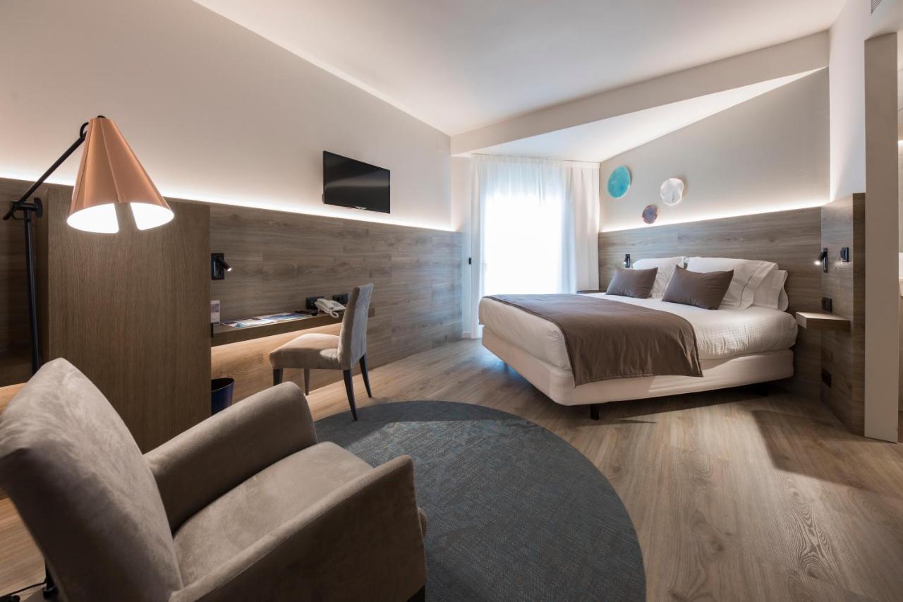 Hotel & Spa Terraza 4 Sup Roses Zewnętrze zdjęcie